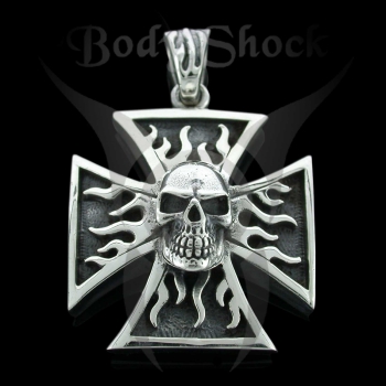 Silberanhänger - Eisernes Kreuz mit Totenkopf und Flammen